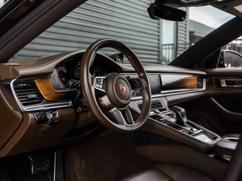 2018 Porsche 971 Panamera 4S - Image 4 of 5