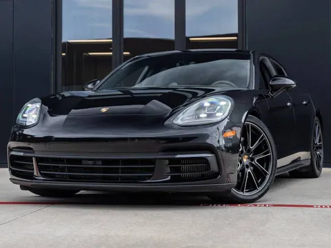 2018 Porsche Panamera 4S