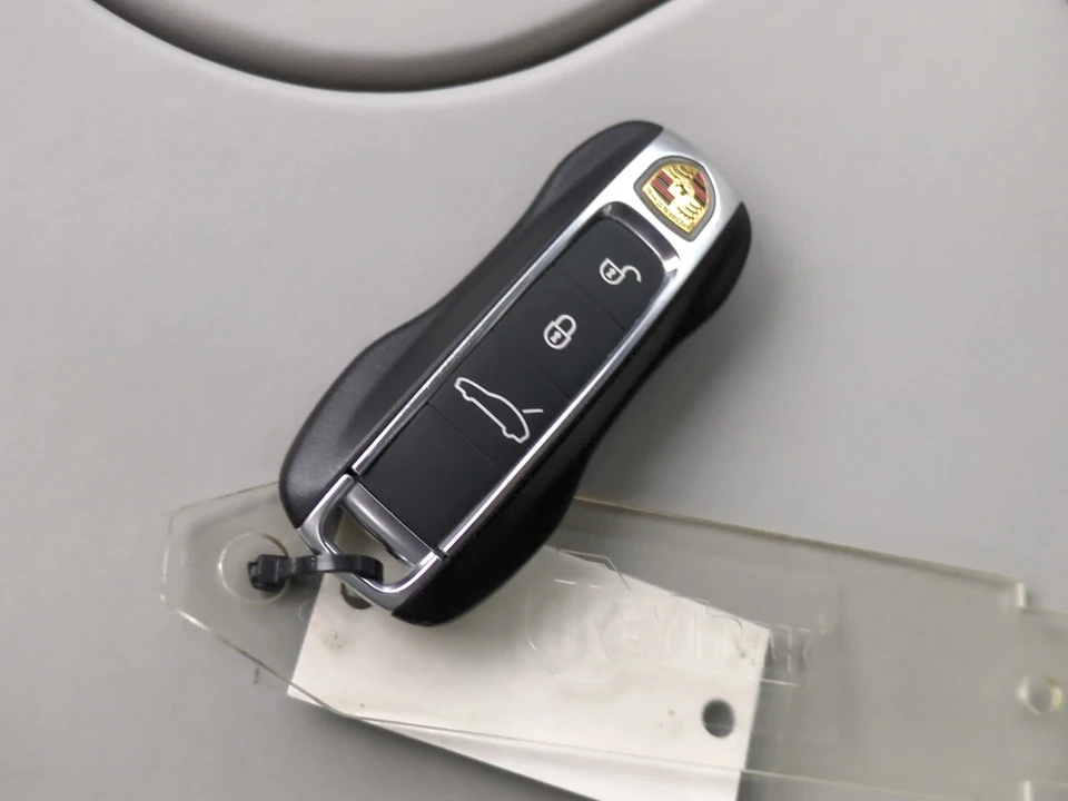 2018 Porsche 971 Panamera 4S - Image 17 of 26