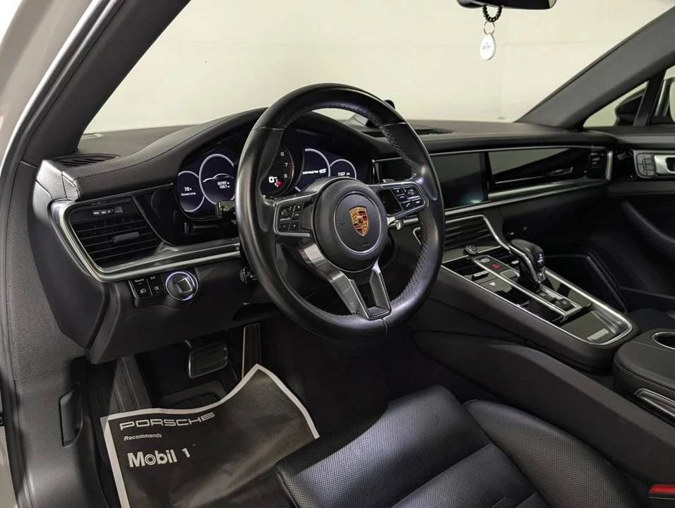 2018 Porsche 971 Panamera 4S - Image 4 of 5