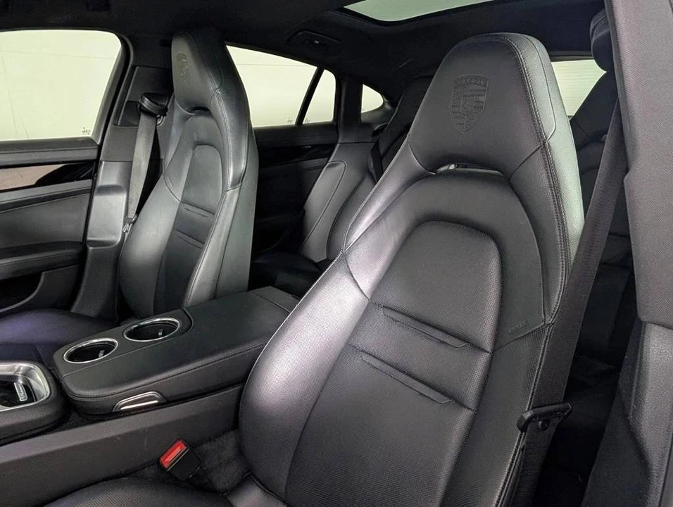2018 Porsche 971 Panamera 4S - Image 5 of 5
