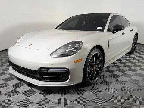 2018 Porsche Panamera 4S
