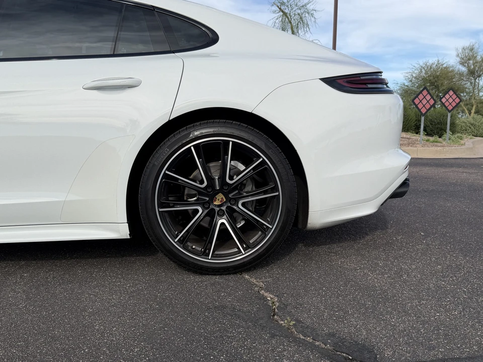 2018 Porsche 970 Panamera 4S - Image 21 of 31