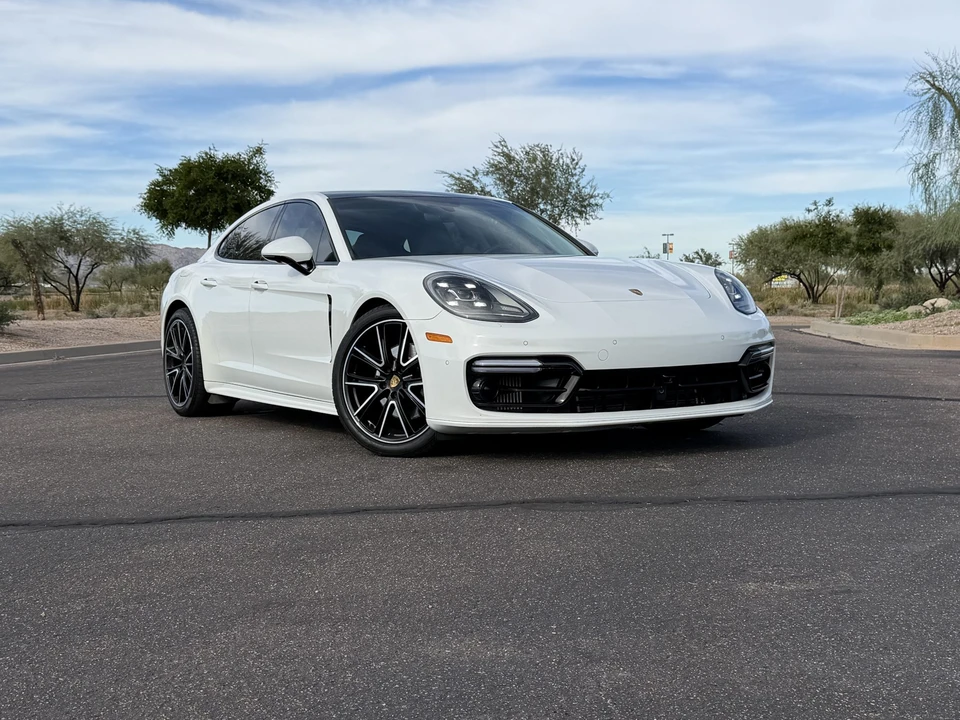 2018 Porsche 970 Panamera 4S - Image 13 of 31