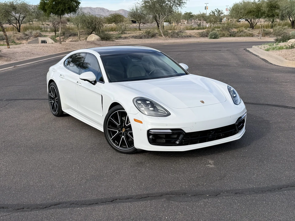 2018 Porsche 970 Panamera 4S - Image 14 of 31