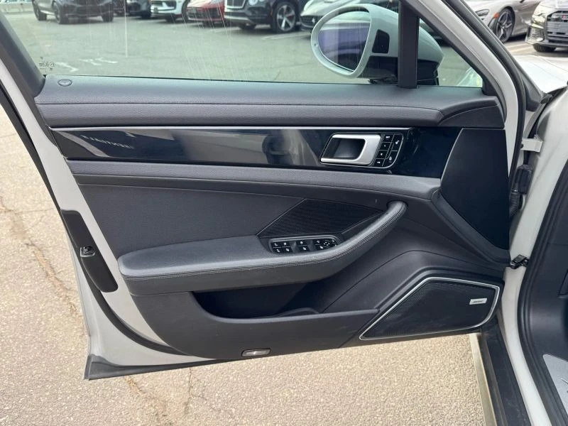 2018 Porsche 971 Panamera 4S - Image 9 of 12