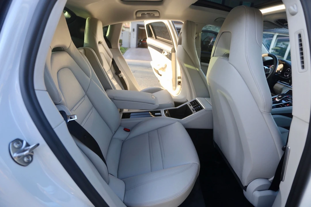 2018 Porsche 971 Panamera 4S - Image 9 of 9