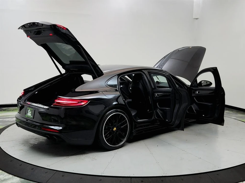 2018 Porsche 970 Panamera 4S - Image 11 of 12