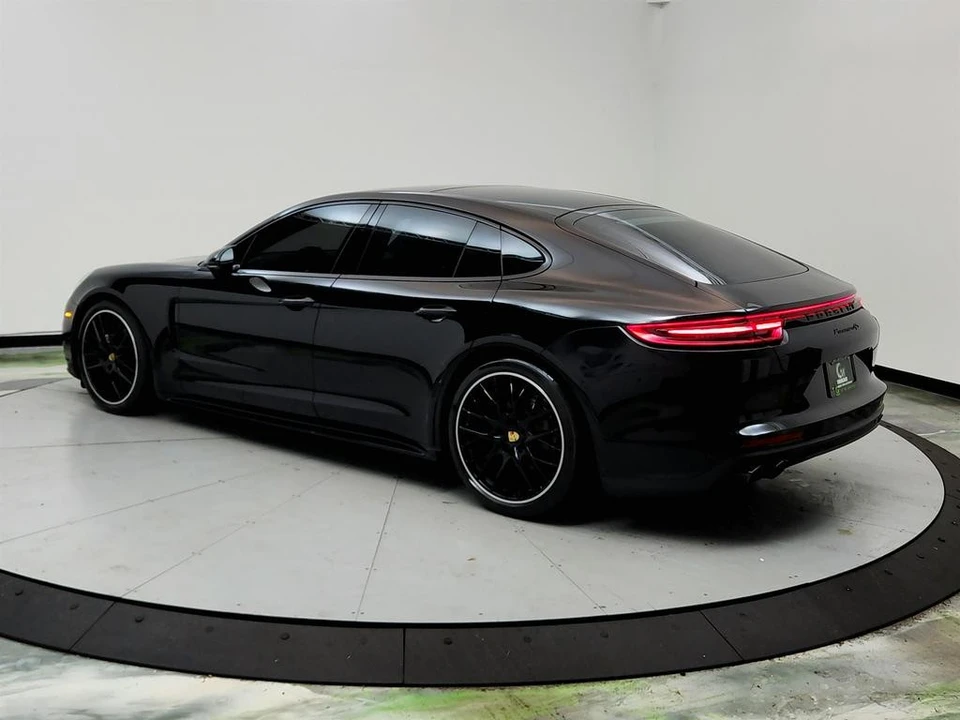 2018 Porsche 970 Panamera 4S - Image 7 of 12