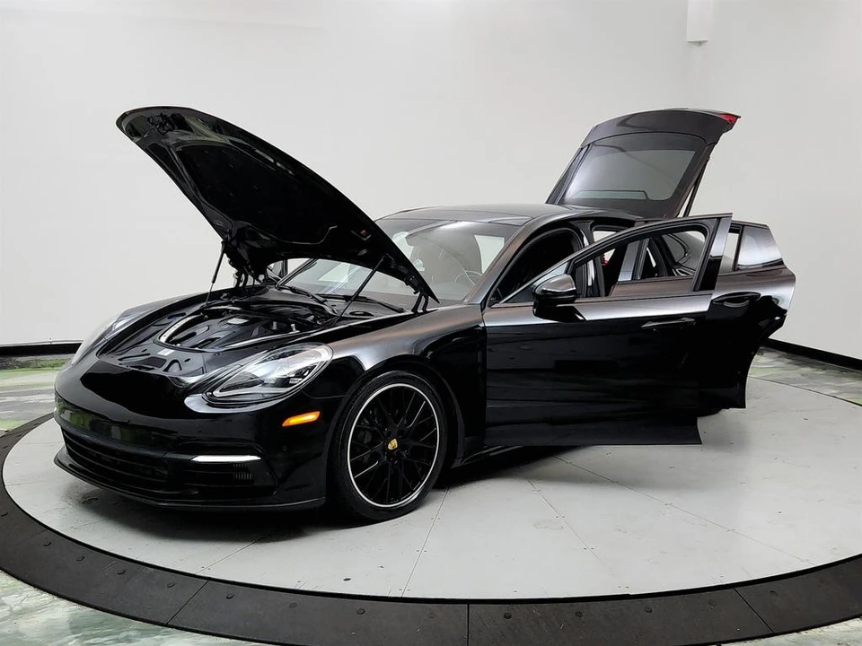 2018 Porsche 970 Panamera 4S - Image 9 of 12