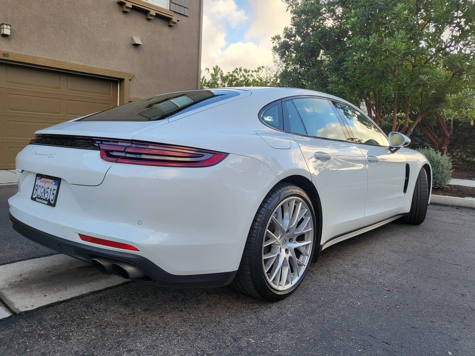 2018 Porsche 971 Panamera S - Image 18 of 31