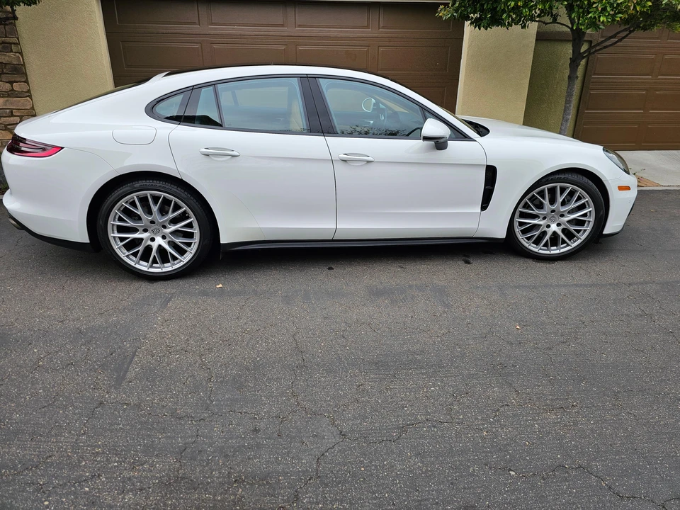2018 Porsche 971 Panamera S - Image 19 of 31