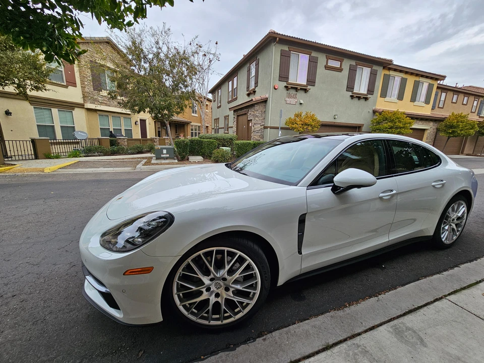 2018 Porsche 971 Panamera S - Image 10 of 31