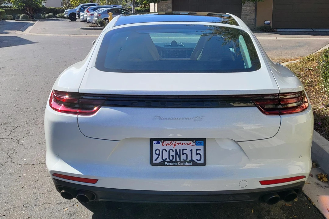 2018 Porsche 971 Panamera S - Image 5 of 31