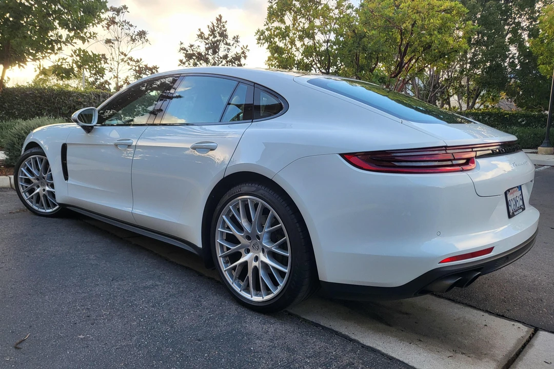2018 Porsche 971 Panamera S - Image 4 of 31