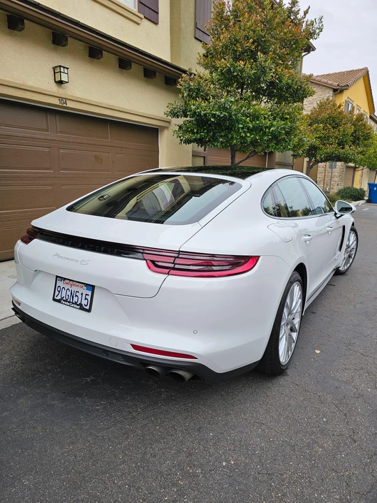 2018 Porsche 971 Panamera S - Image 14 of 31
