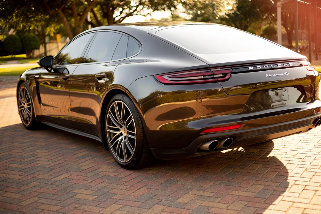 2018 Porsche 971 Panamera S - Image 12 of 31