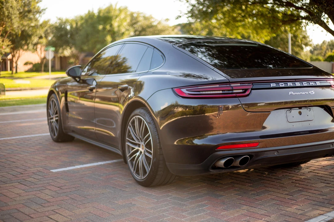 2018 Porsche 971 Panamera S - Image 13 of 31