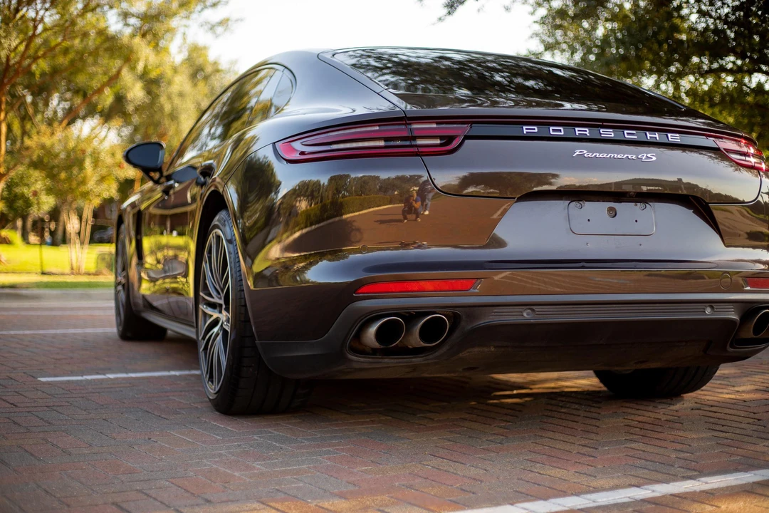 2018 Porsche 971 Panamera S - Image 15 of 31