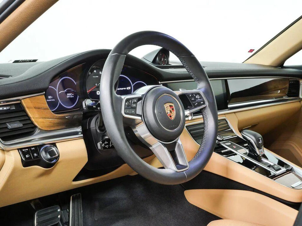 2018 Porsche 971 Panamera 4S - Image 4 of 5