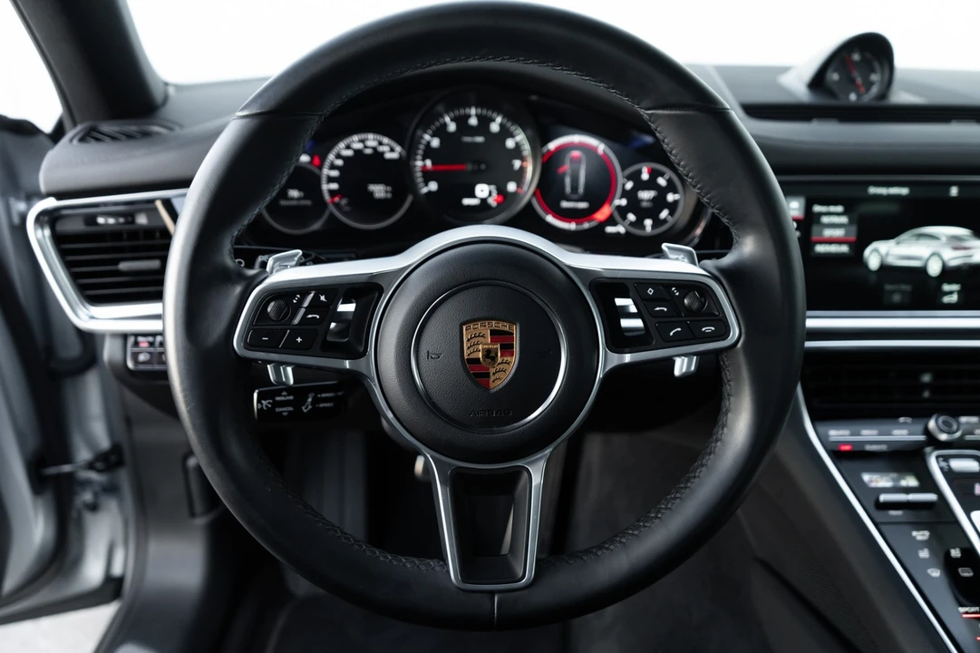 2018 Porsche 971 Panamera 4S - Image 10 of 31