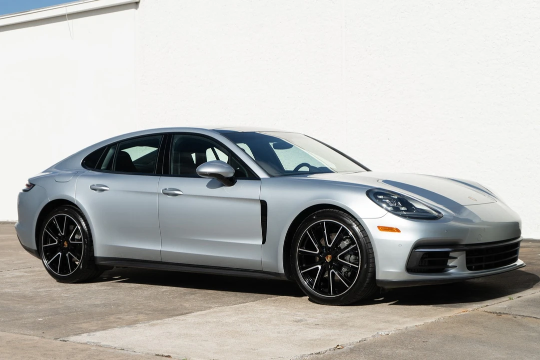 2018 Porsche 971 Panamera 4S - Image 7 of 31