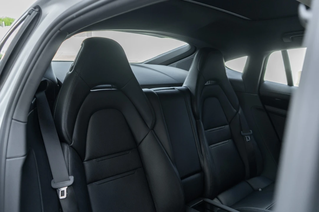 2018 Porsche 971 Panamera 4S - Image 31 of 31