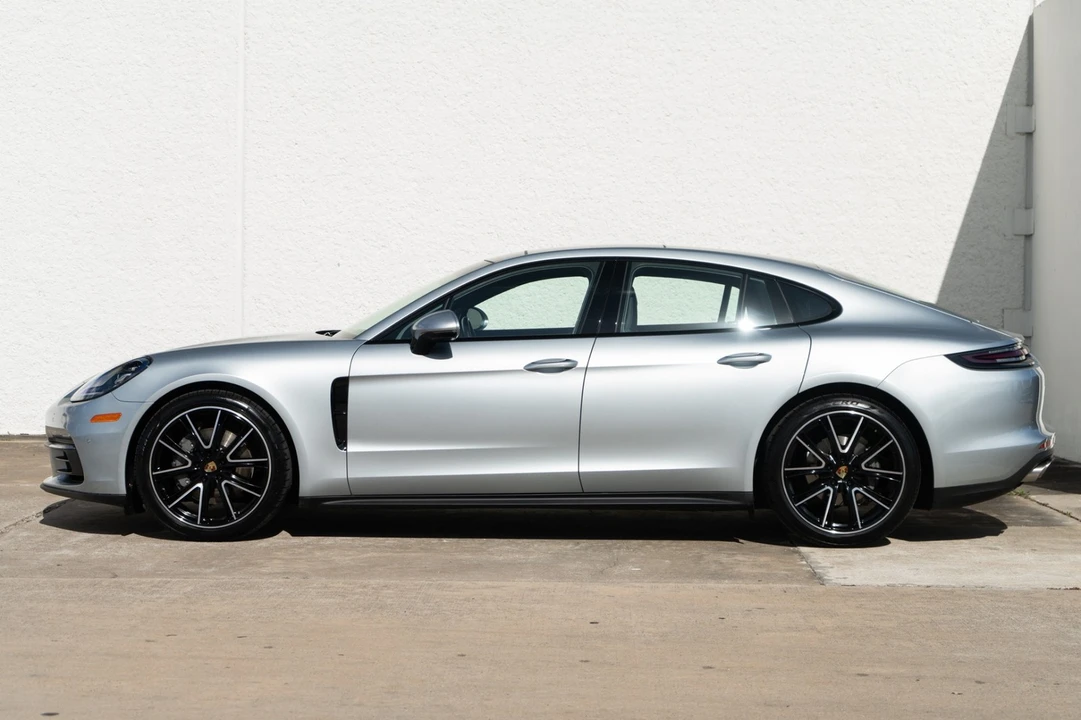2018 Porsche 971 Panamera 4S - Image 3 of 31