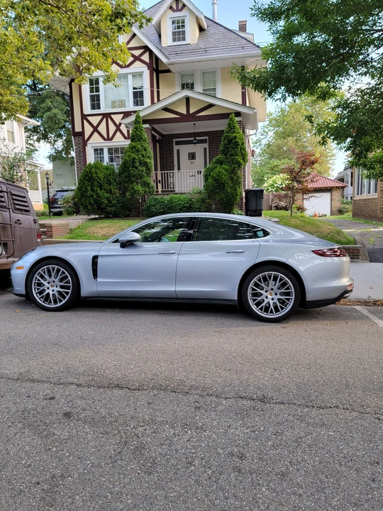 2018 Porsche 971 Panamera 4S - Image 4 of 9