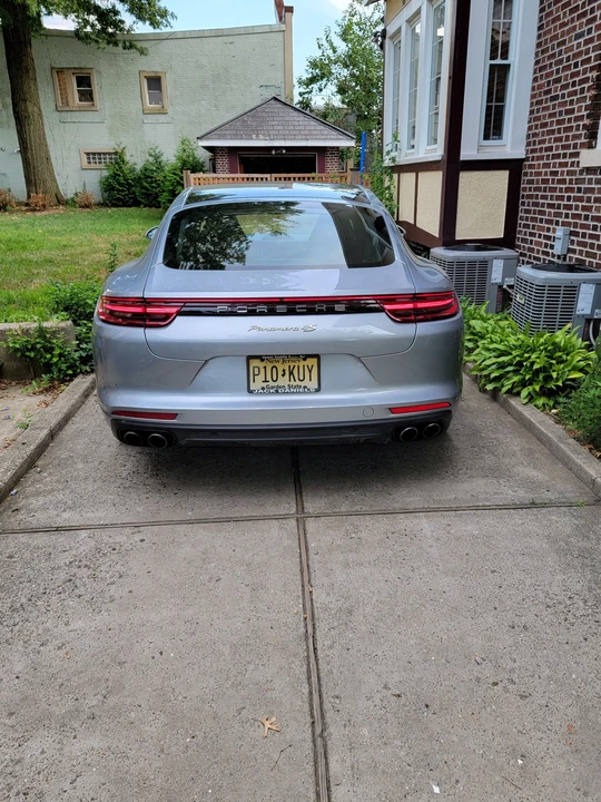 2018 Porsche 971 Panamera 4S - Image 6 of 9
