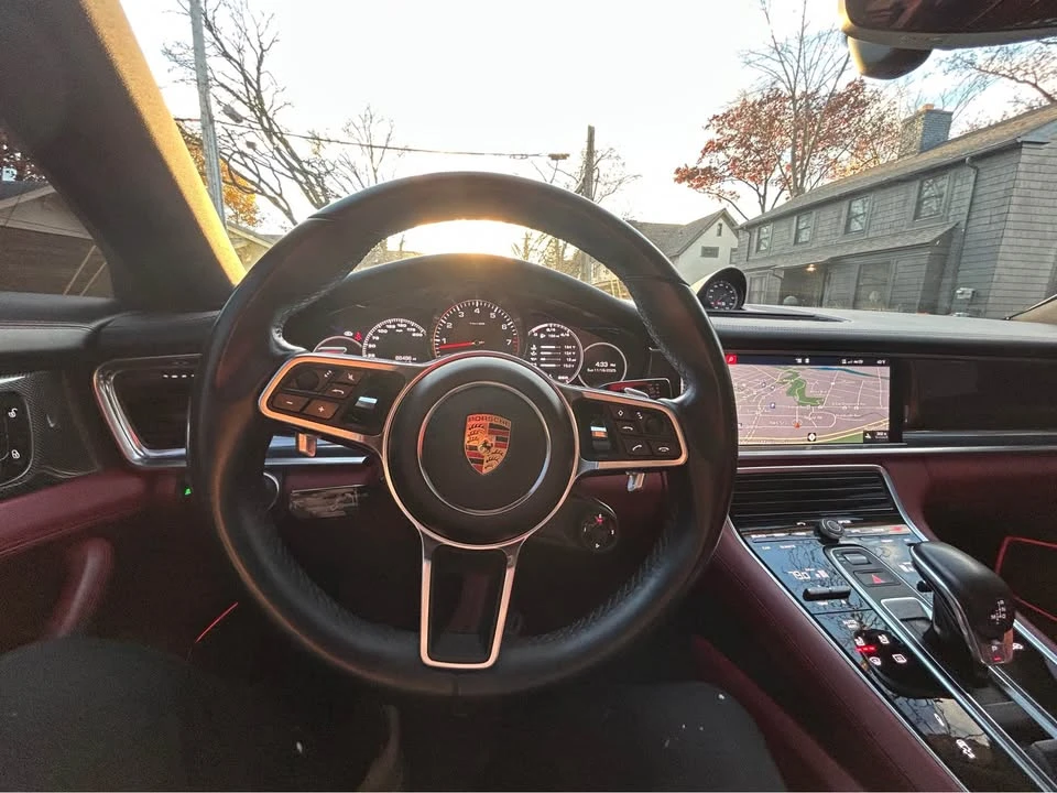 2018 Porsche 971 Panamera 4S - Image 6 of 10
