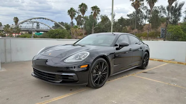 2018 Porsche Panamera 4S