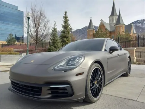 2018 Porsche Panamera 4S