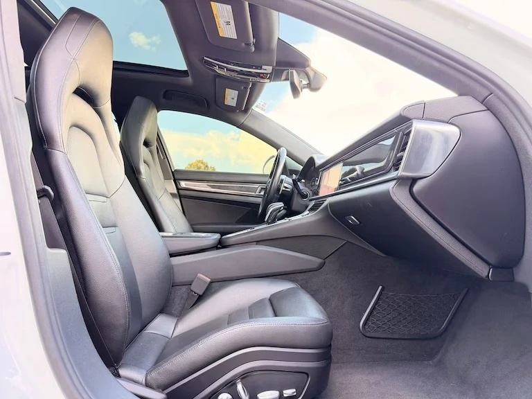 2018 Porsche 971 Panamera - Image 19 of 20