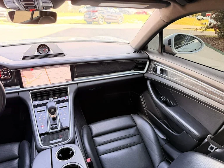 2018 Porsche 971 Panamera - Image 10 of 20