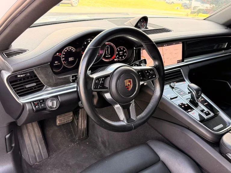 2018 Porsche 971 Panamera - Image 8 of 20