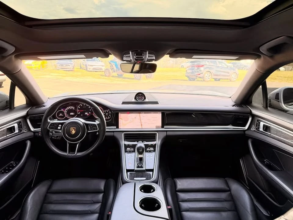 2018 Porsche 971 Panamera - Image 16 of 20