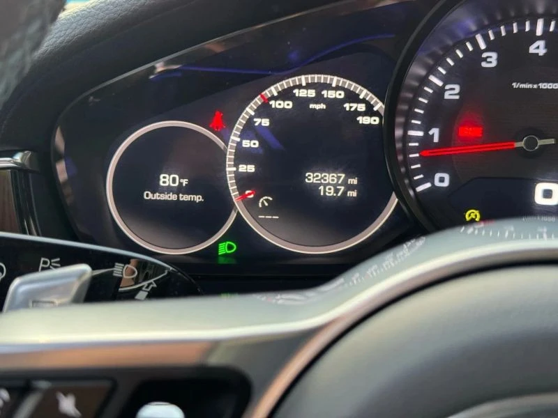 2018 Porsche 971 Panamera - Image 12 of 12