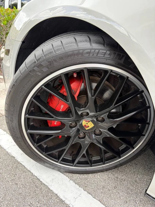 2018 Porsche 971 Panamera - Image 14 of 23