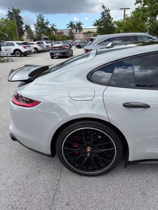 2018 Porsche 971 Panamera - Image 21 of 23