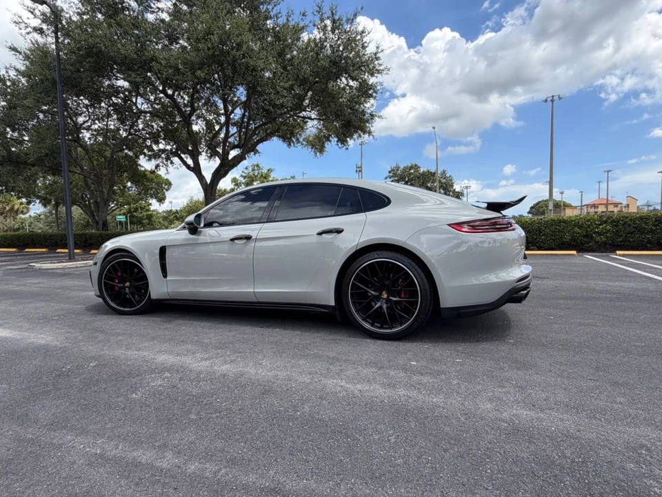2018 Porsche 971 Panamera - Image 9 of 23