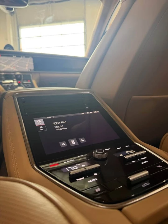 2018 Porsche 971 Panamera - Image 15 of 17