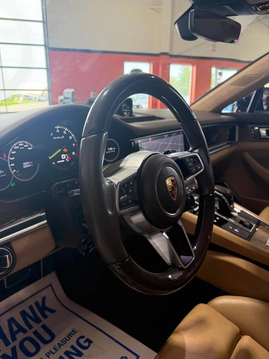 2018 Porsche 971 Panamera - Image 11 of 17