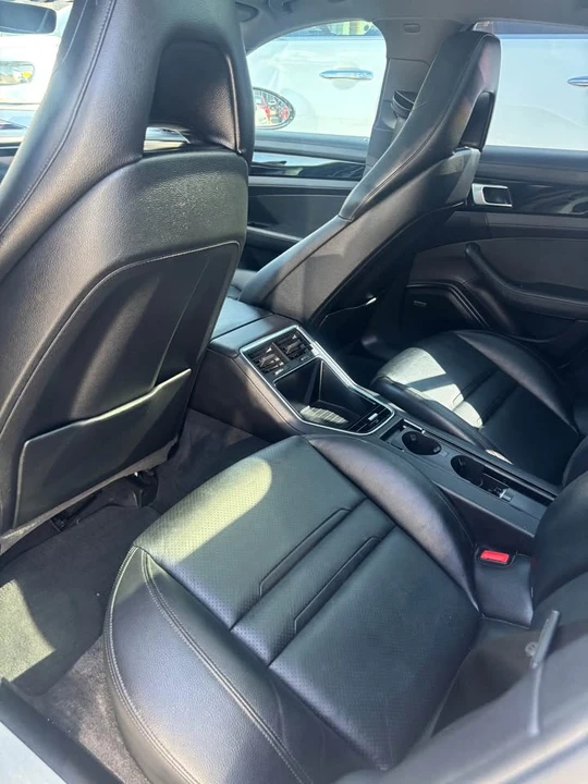2018 Porsche 971 Panamera - Image 4 of 9