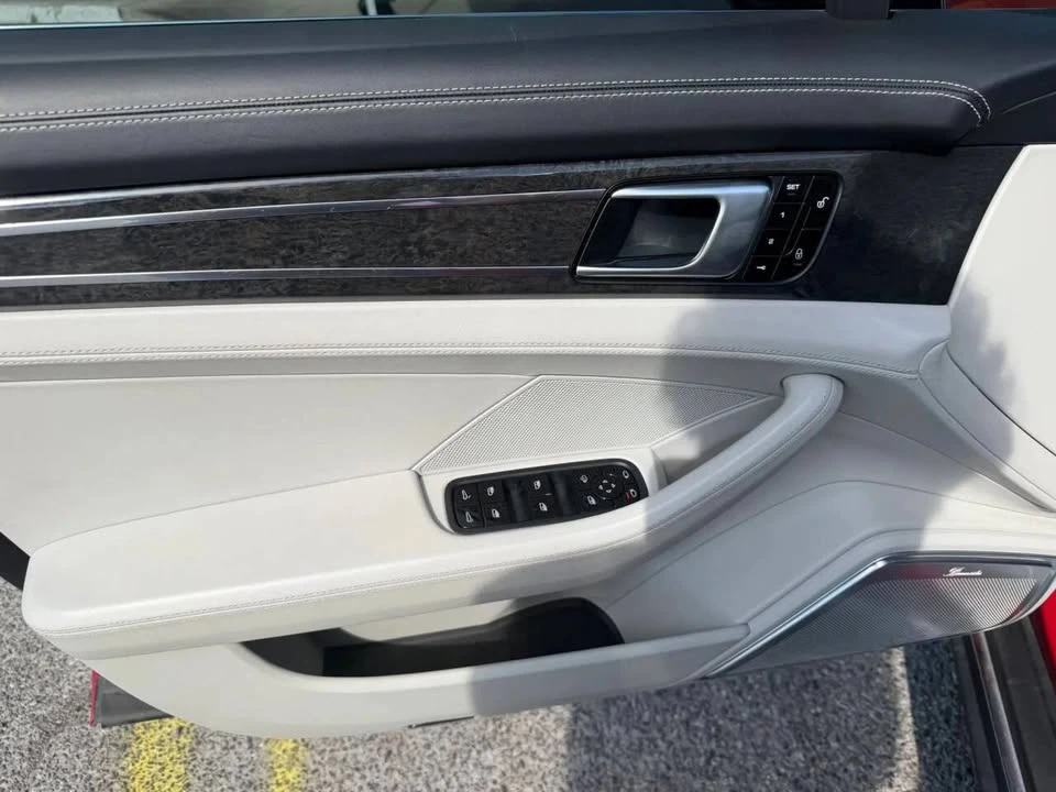 2018 Porsche 971 Panamera - Image 10 of 14