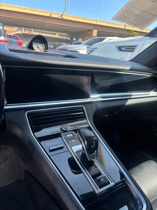 2018 Porsche 971 Panamera - Image 7 of 9