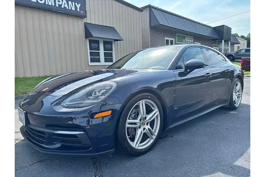 2018 Porsche Panamera
