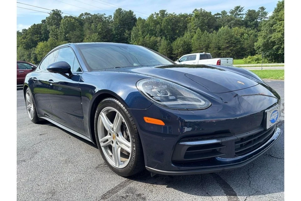 2018 Porsche 971 Panamera - Image 8 of 20