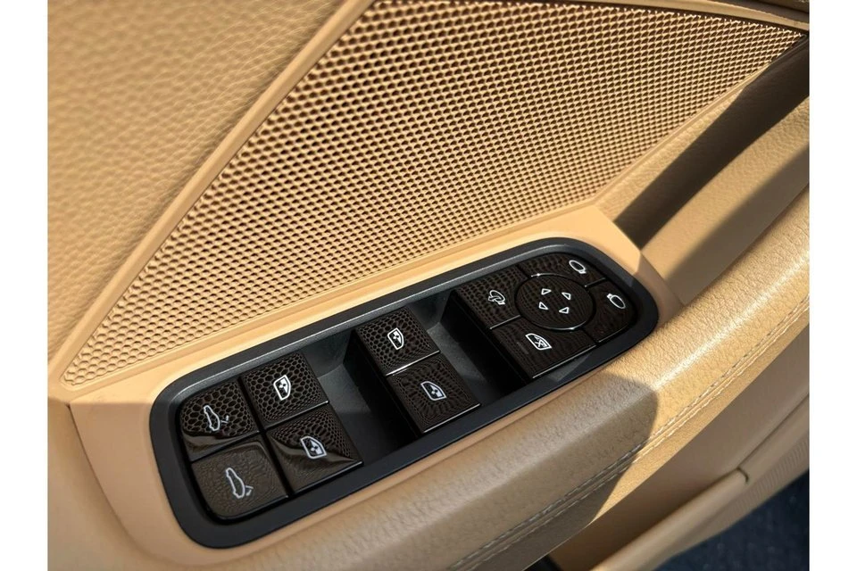 2018 Porsche 971 Panamera - Image 14 of 20