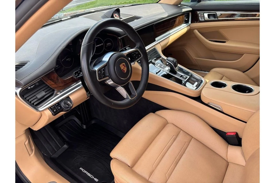 2018 Porsche 971 Panamera - Image 18 of 20
